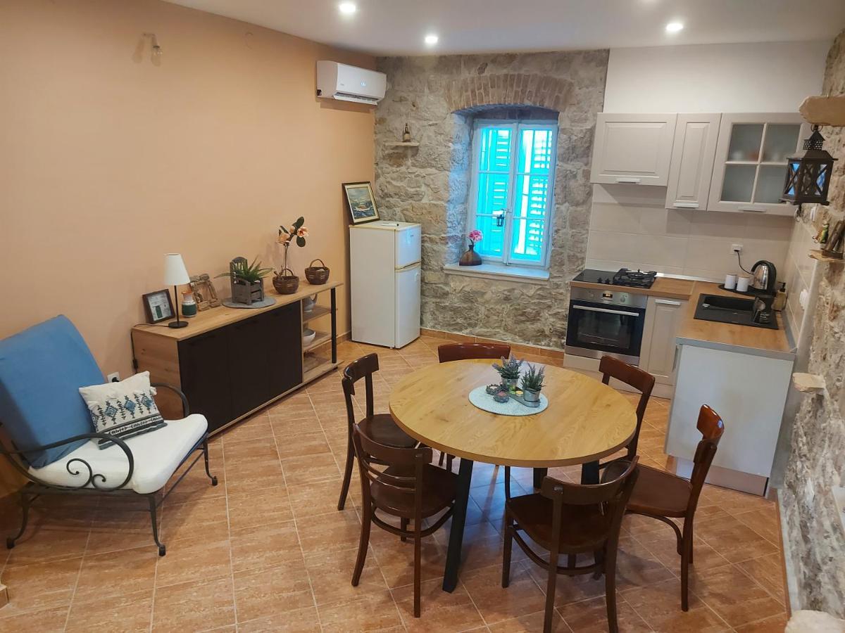Holiday Home Pepe Banj 외부 사진